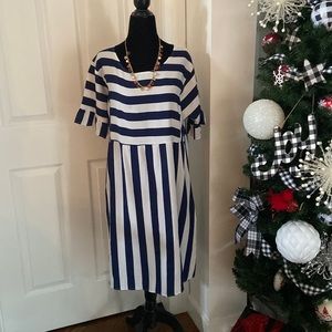 Size large stripe dress navy